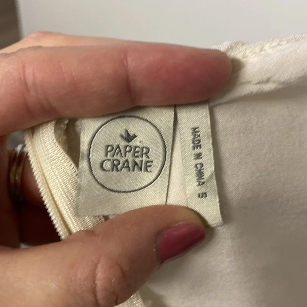 PAPER CRANE Anthropologie Rainbow Fringe Tassel Linen Cream Romper Womens Small - Picture 5 of 8